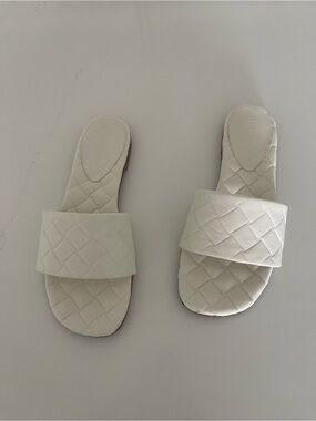 Bottega Veneta White Quilted Slide Sandals